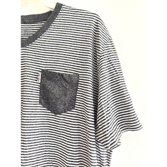 Psycho Bunny | Men's Gray Short Sleeve V-Neck Striped T-Shirt Size 8 - Picture 5 of 8